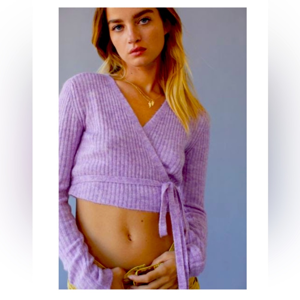 UO Bibi Wrap Sweater M